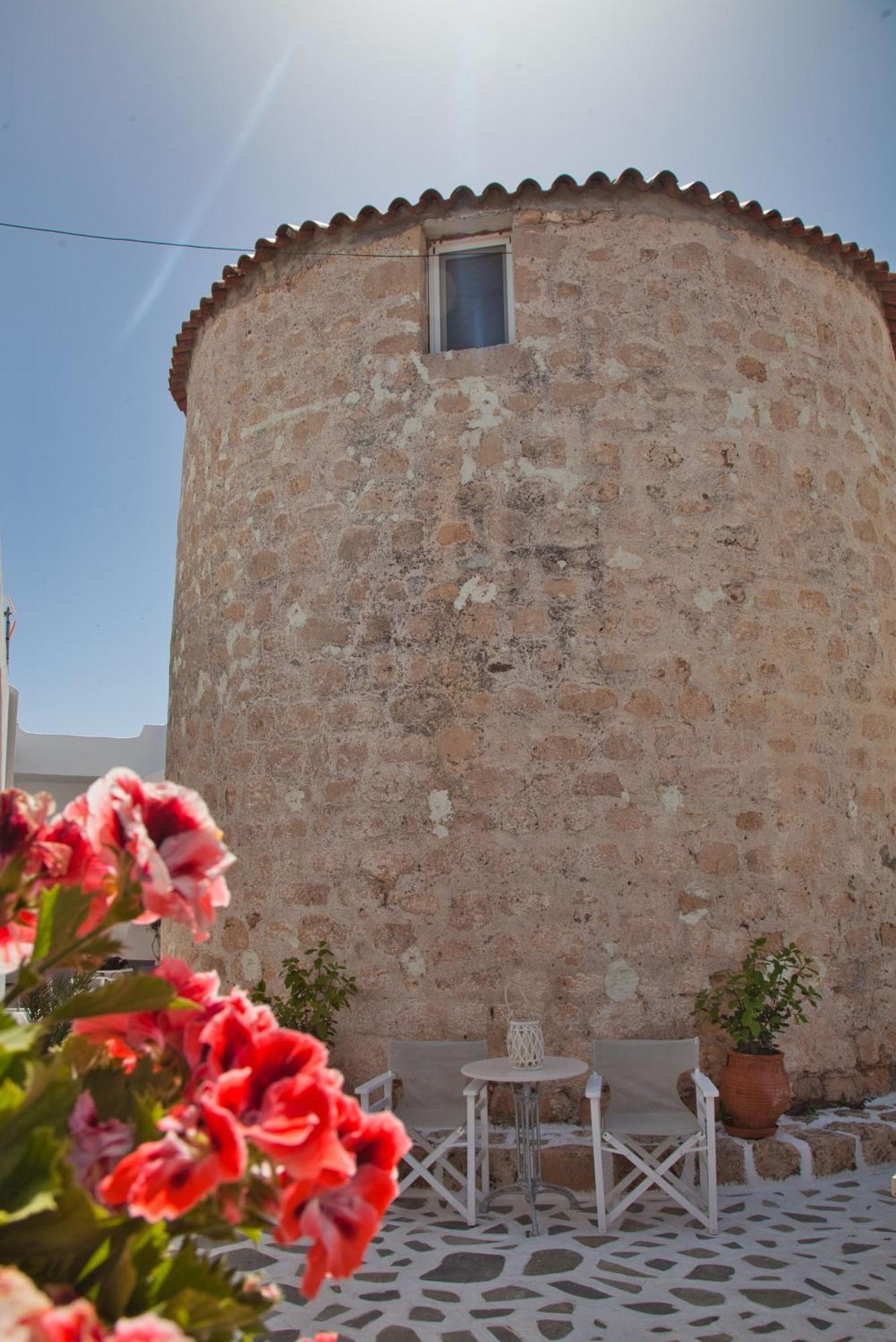 The Milos Megalochori  Exterior foto