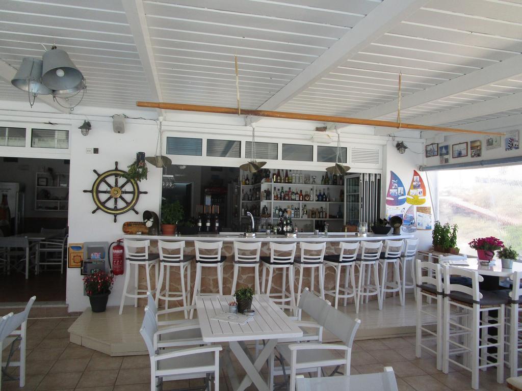 The Milos Megalochori  Exterior foto